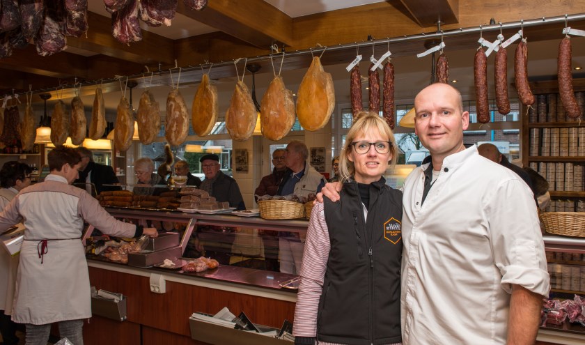 Topdrukte Bij Slagerij Ter Weele: Gourmetschotels, Salades én... Rollades